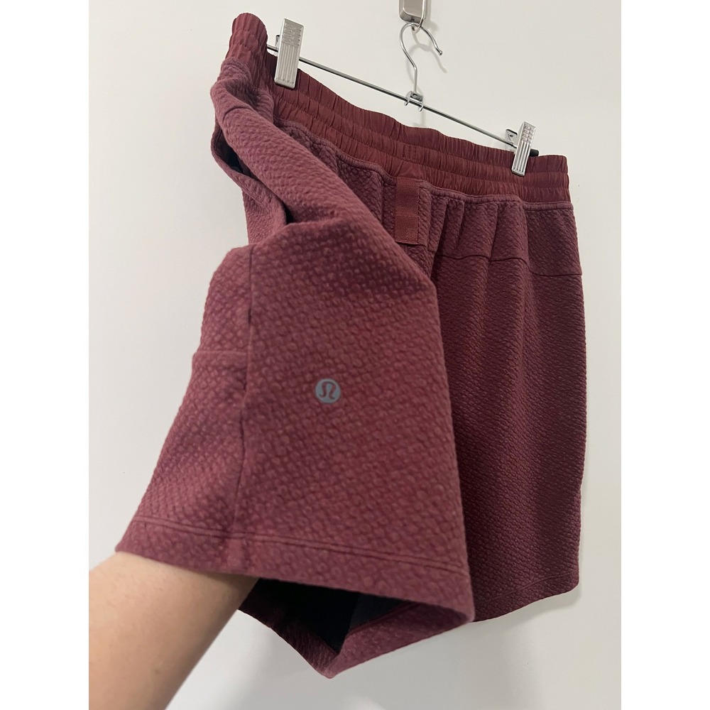 Lululemon Textured Training Sweatshirt & Shorts Set - Men's Burgundy Size Medium - Picture 10 of 11